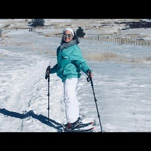 Meet your Posher, Connie